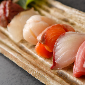 写真：密かな人気の季節の握り寿司